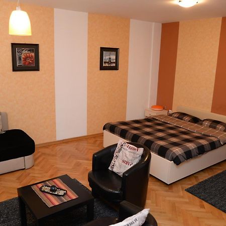 Exclusive Central Apartments Skopje Quarto foto